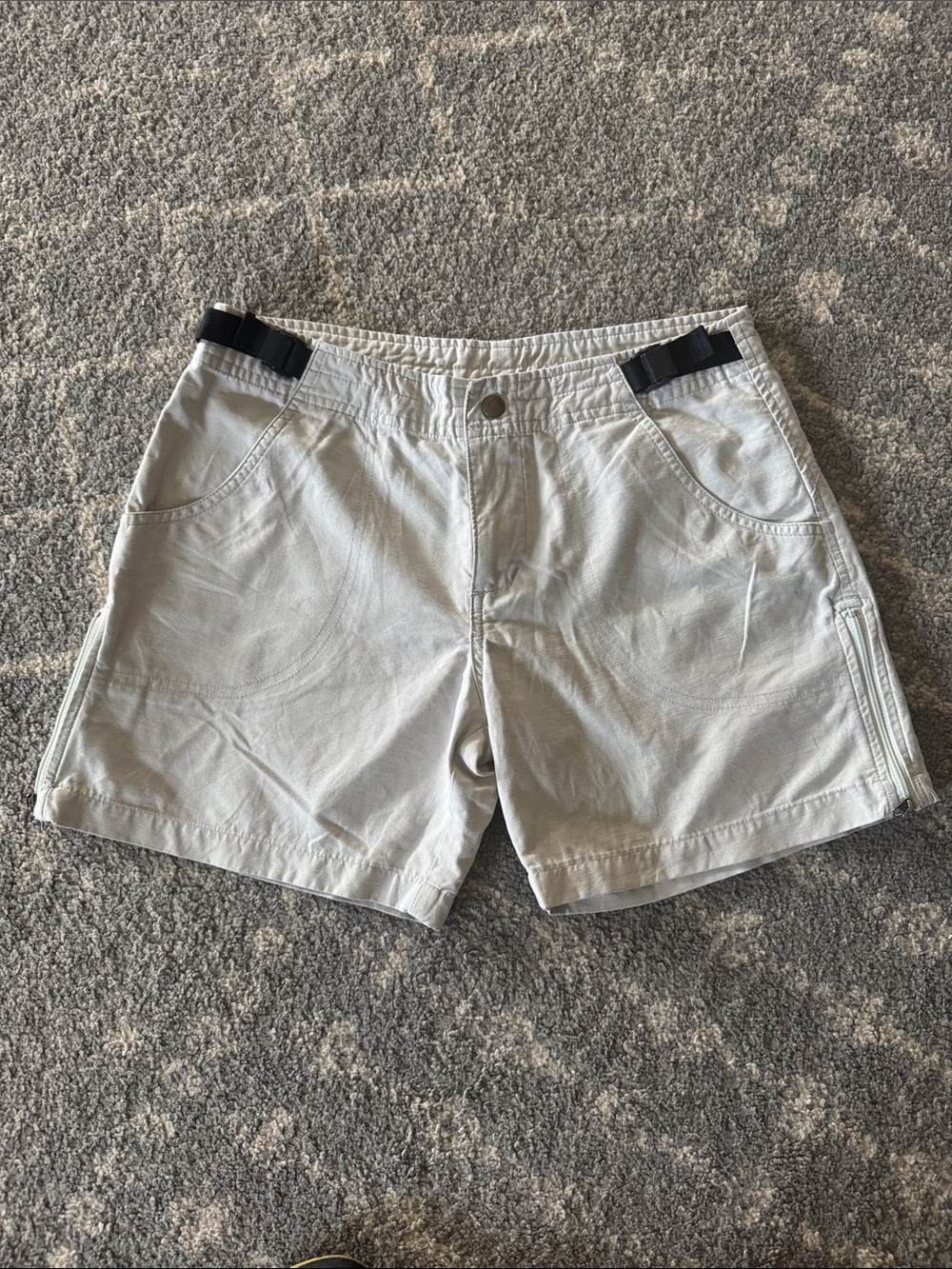 Kuhl Women's Light Gray Athletic Shorts with Adjustable Side Tabs
